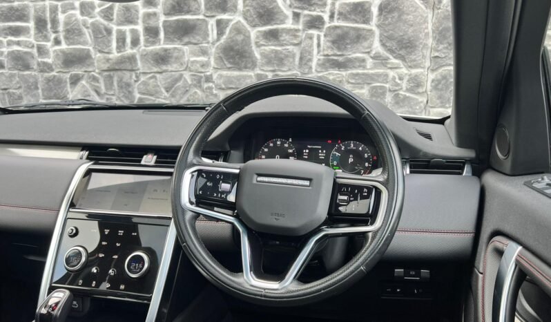 
								2021 Land Rover Discovery Sport R-Dynamic SE P300E full									