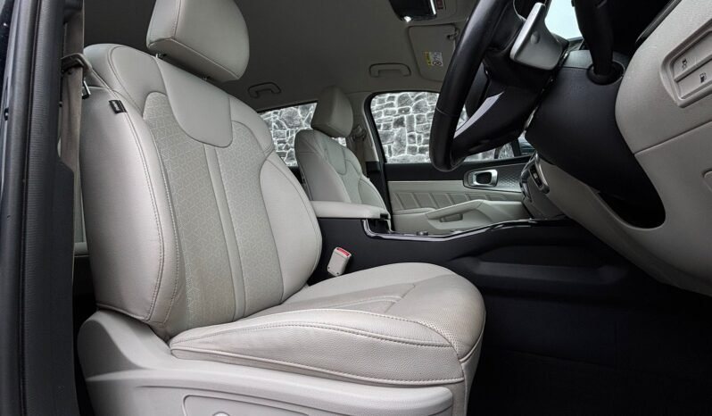 
								2022 Kia Sorento K3 AWD 7 Seat 1.6 PHEV full									