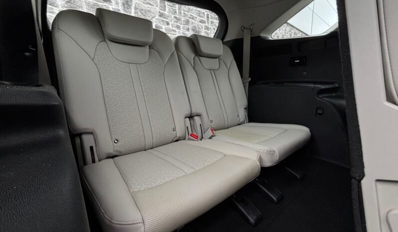 
								2022 Kia Sorento K3 AWD 7 Seat 1.6 PHEV full									