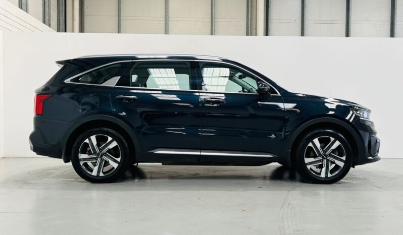 
								2022 Kia Sorento K3 AWD 7 Seat 1.6 PHEV full									