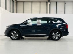 
										2022 Kia Sorento K3 AWD 7 Seat 1.6 PHEV full									