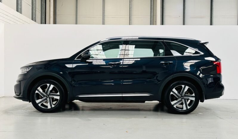 
								2022 Kia Sorento K3 AWD 7 Seat 1.6 PHEV full									