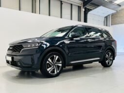 
										2022 Kia Sorento K3 AWD 7 Seat 1.6 PHEV full									