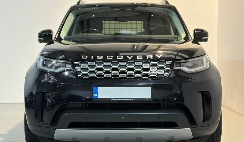 
2022 Land Rover Discovery 5 SE Commercial 2 Seater full									