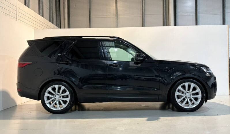 
2022 Land Rover Discovery 5 SE Commercial 2 Seater full									