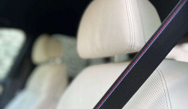 
2021 BMW X5 45e M Sport M Performance X-Drive full									