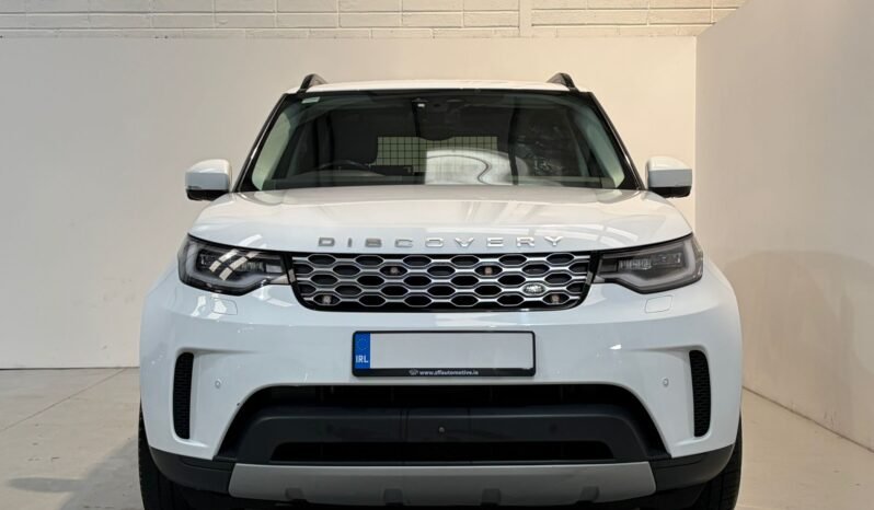
2022 Land Rover Discovery 5 SE Commercial 2 Seater full									
