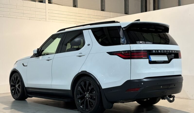 
2022 Land Rover Discovery 5 SE Commercial 2 Seater full									