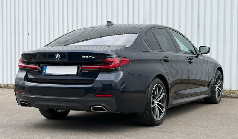 
2022 BMW G30 530e M Sport Auto full									