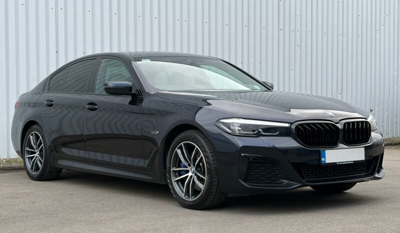 
2022 BMW G30 530e M Sport Auto full									