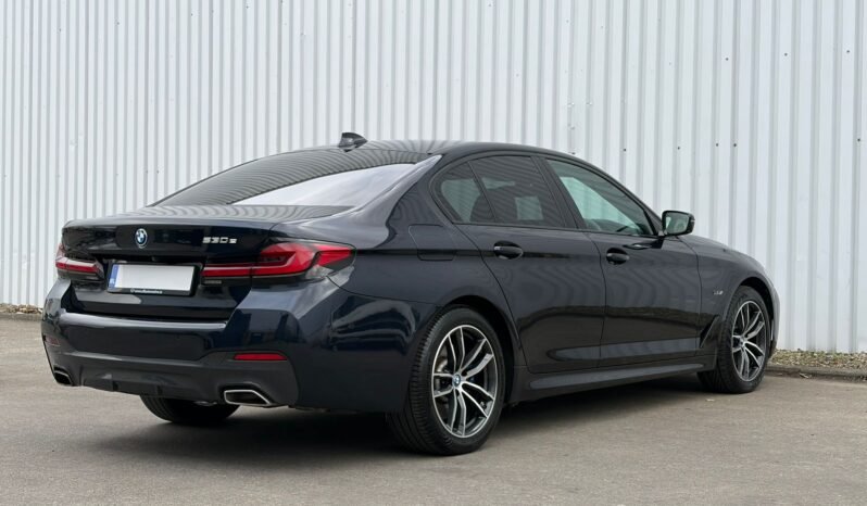 
2022 BMW G30 530e M Sport Auto full									