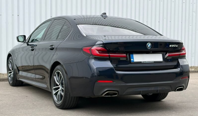 
2022 BMW G30 530e M Sport Auto full									