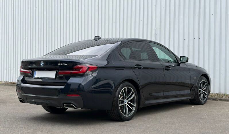 
2022 BMW G30 530e M Sport Auto full									